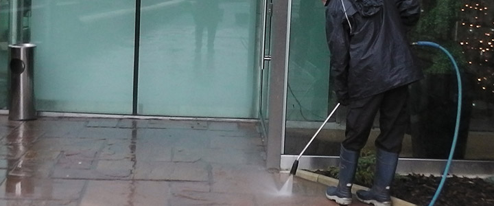  Pressure Washing Glasgow | Window Cleaning Services | Glass Cleaners