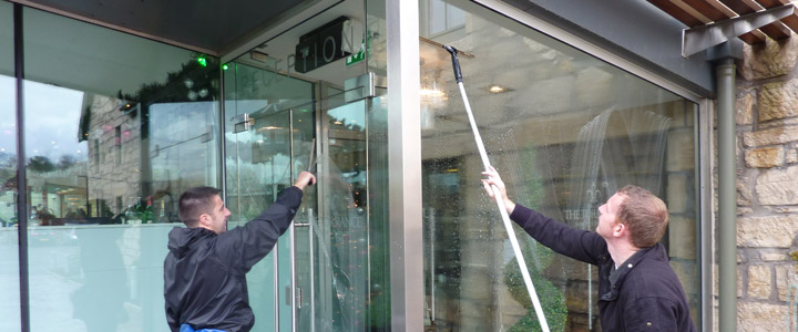 Window Cleaning Glasgow | High Level Access | Builders Cleans